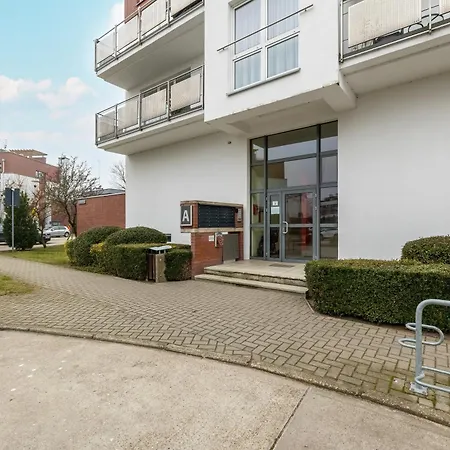 Apartmán Osiedle Jantar Kolobrzeg- Seaside - Prywatny Parking W Garazu