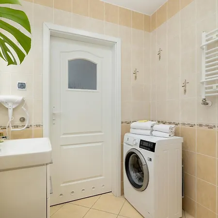 Osiedle Jantar Kolobrzeg- Seaside - Prywatny Parking W Garazu * Kołobrzeg